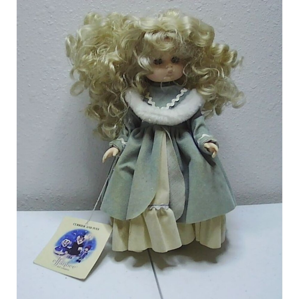 1989 Effanbee Currier And Ives Doll FB2312